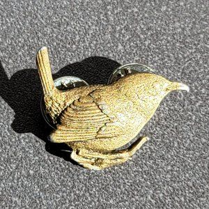 Wren Lapel Pin GG Harris Fine Pewter 373 Gold Gilt Vintage 1994 Brooch Ct547